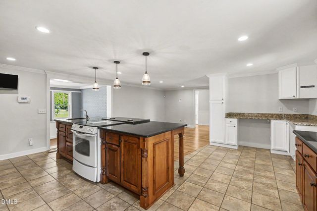 1782 Chicora Road, Dunn, NC 28334