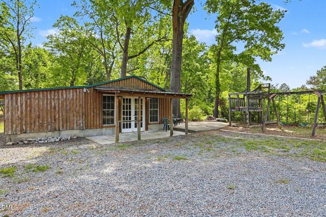 1782 Chicora Road, Dunn, NC 28334