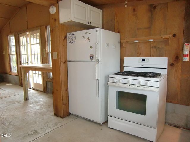 1782 Chicora Road, Dunn, NC 28334