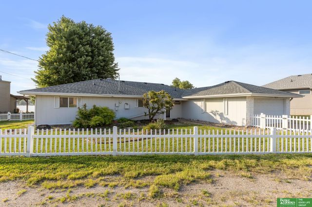 2702 Annabelle Drive, Bellevue, NE 68123