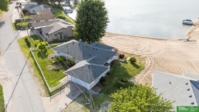 2702 Annabelle Drive, Bellevue, NE 68123