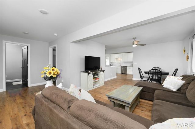 1012 Historic 66 W, Waynesville, MO 65583