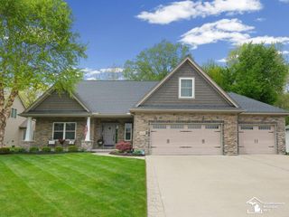 6606 Summerlyn Boulevard, Bedford Twp, MI 48144