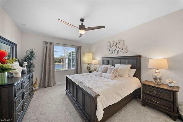 14321 Manchester DR, Naples, FL 34114