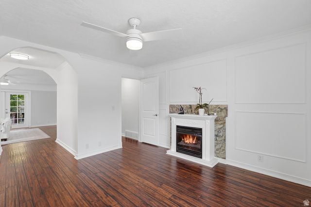 581 E HODS HOLLOW DR, Kaysville, UT 84037