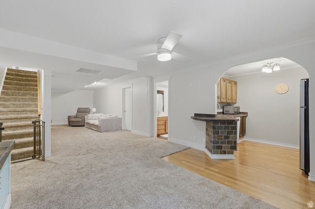 581 E HODS HOLLOW DR, Kaysville, UT 84037