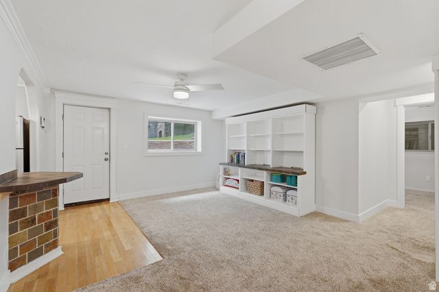 581 E HODS HOLLOW DR, Kaysville, UT 84037