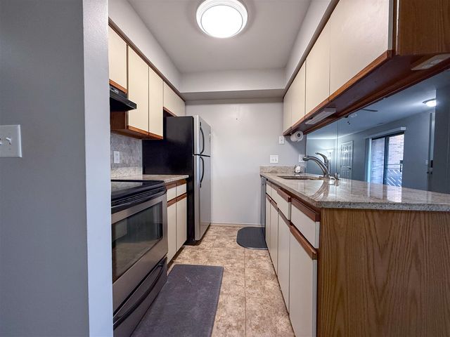 16486 Clarkson Drive, Fraser, MI 48026