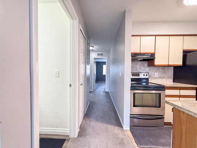 16486 Clarkson Drive, Fraser, MI 48026