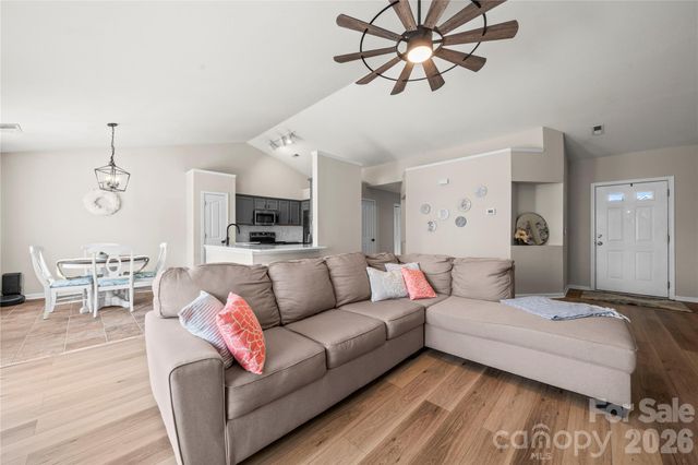 118 Nevis Lane, Mooresville, NC 28115