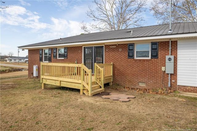 573 Langston Road, Newton Grove, NC 28366