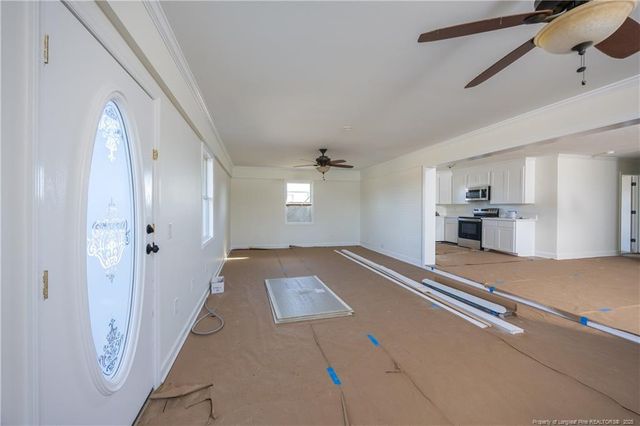 573 Langston Road, Newton Grove, NC 28366