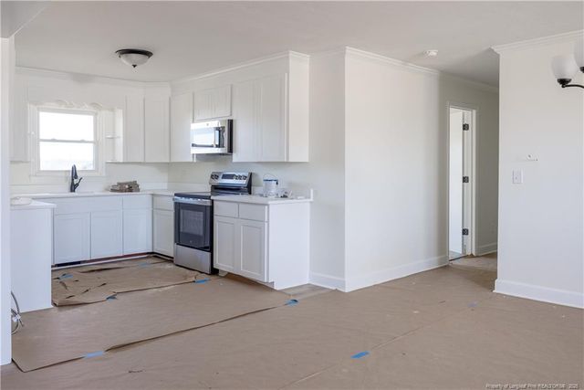 573 Langston Road, Newton Grove, NC 28366