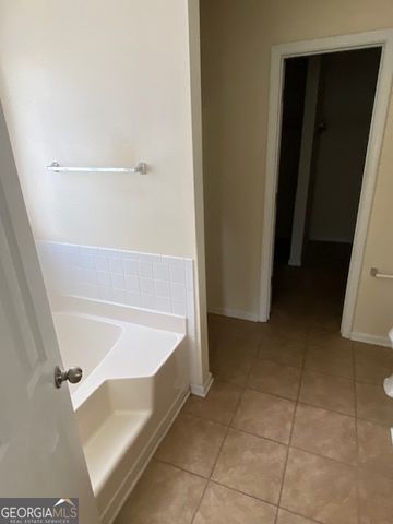 530 Shire Lane, Fairburn, GA 30213