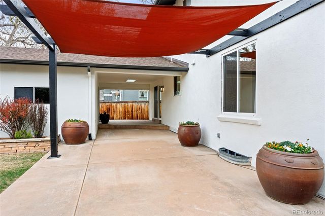 1025 S Cook Street, Denver, CO 80209