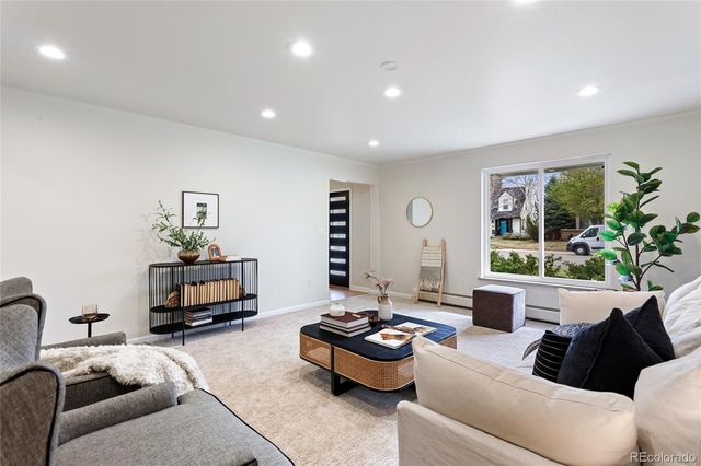 1025 S Cook Street, Denver, CO 80209