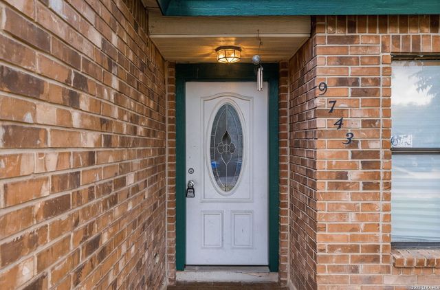 9743 GREEN PLAIN DR, San Antonio, TX 78245