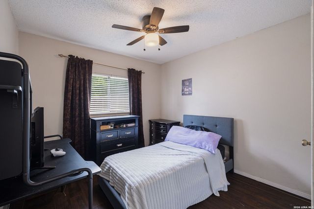 9743 GREEN PLAIN DR, San Antonio, TX 78245