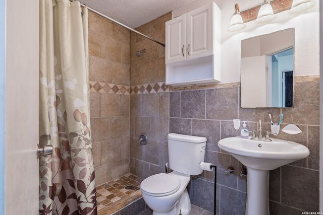 9743 GREEN PLAIN DR, San Antonio, TX 78245