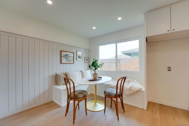 2927 Governor Dr, San Diego, CA 92122