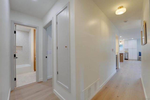 2927 Governor Dr, San Diego, CA 92122