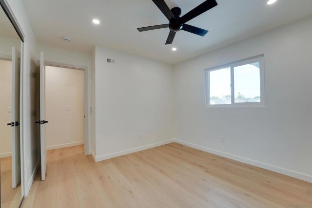 2927 Governor Dr, San Diego, CA 92122