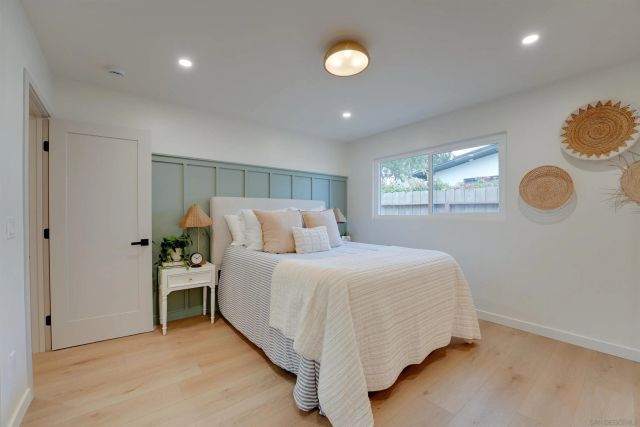 2927 Governor Dr, San Diego, CA 92122