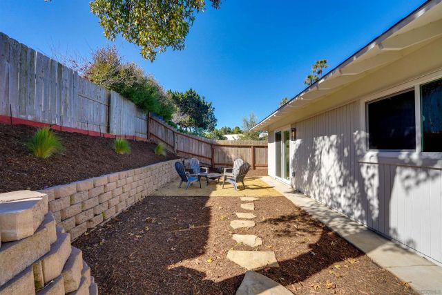 2927 Governor Dr, San Diego, CA 92122