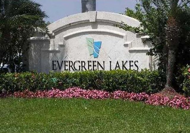 5021 N WILES Road 205, Coconut Creek, FL 33073