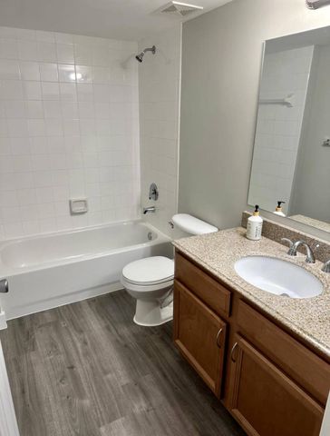 5021 N WILES Road 205, Coconut Creek, FL 33073