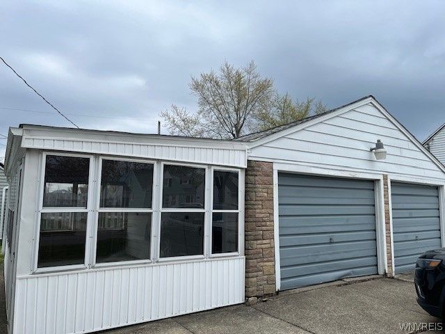 1158 Parkhurst Boulevard, Tonawanda, NY 14150