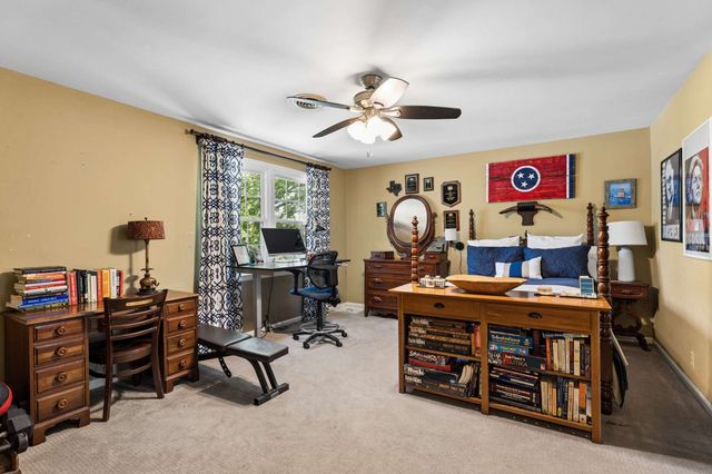 806 Willowdale Ct, Nashville, TN 37220