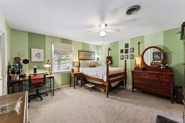 806 Willowdale Ct, Nashville, TN 37220