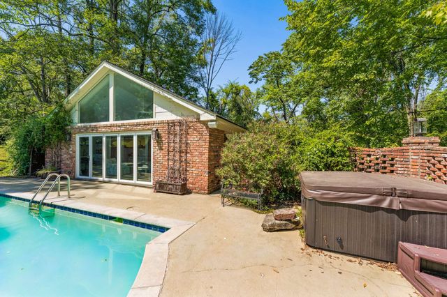 806 Willowdale Ct, Nashville, TN 37220