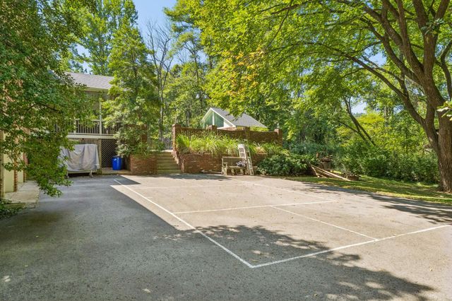 806 Willowdale Ct, Nashville, TN 37220