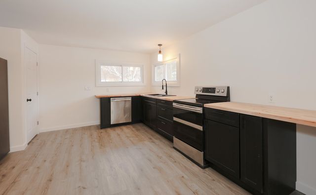 32 Old Bedford Road, Bedford, NH 03110