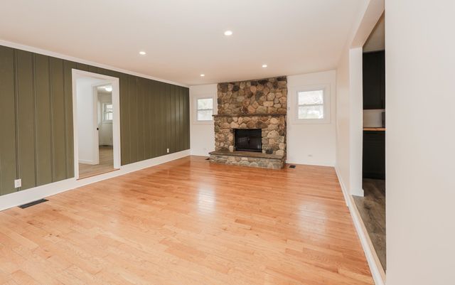 32 Old Bedford Road, Bedford, NH 03110