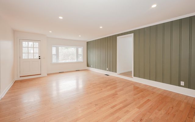 32 Old Bedford Road, Bedford, NH 03110