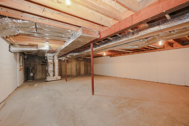 32 Old Bedford Road, Bedford, NH 03110