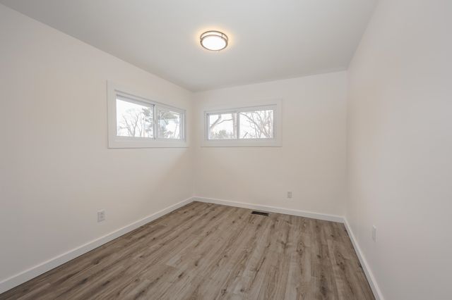 32 Old Bedford Road, Bedford, NH 03110