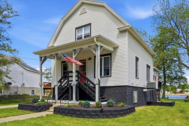 308 NW 4th Avenue, Independence, IA 50644