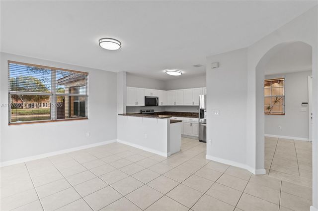 1655 NE 33rd Rd 102-4, Homestead, FL 33033