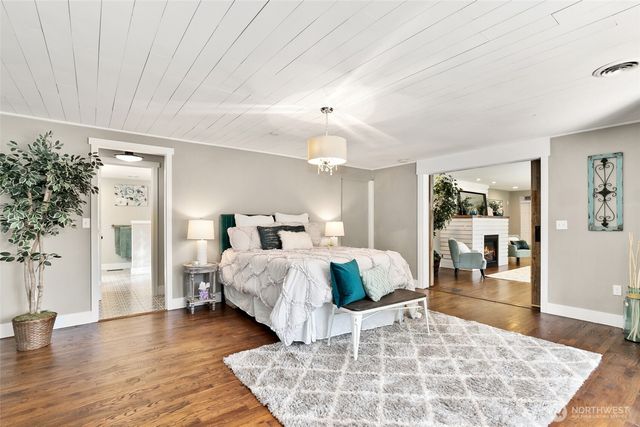 7319 45th Street W, University Place, WA 98466