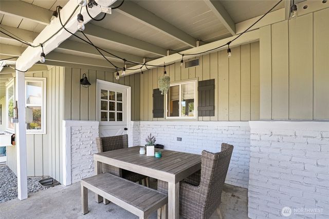 7319 45th Street W, University Place, WA 98466