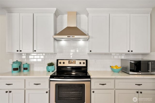 7319 45th Street W, University Place, WA 98466