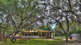 704 Alex Auld, Leakey, TX 78873