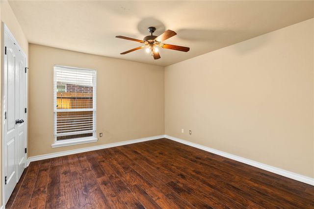 3919 Amadas Dr, Corpus Christi, TX 78414