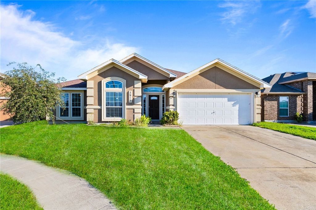 3919 Amadas Dr, Corpus Christi, TX 78414