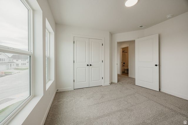 5233 S PARAMOUNT DR, Riverdale, UT 84405