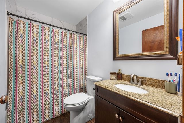 4216 Northwood Drive NE, Cedar Rapids, IA 52402